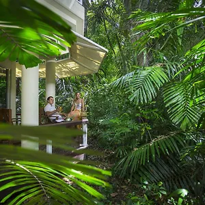 Resort Island, Green Island
